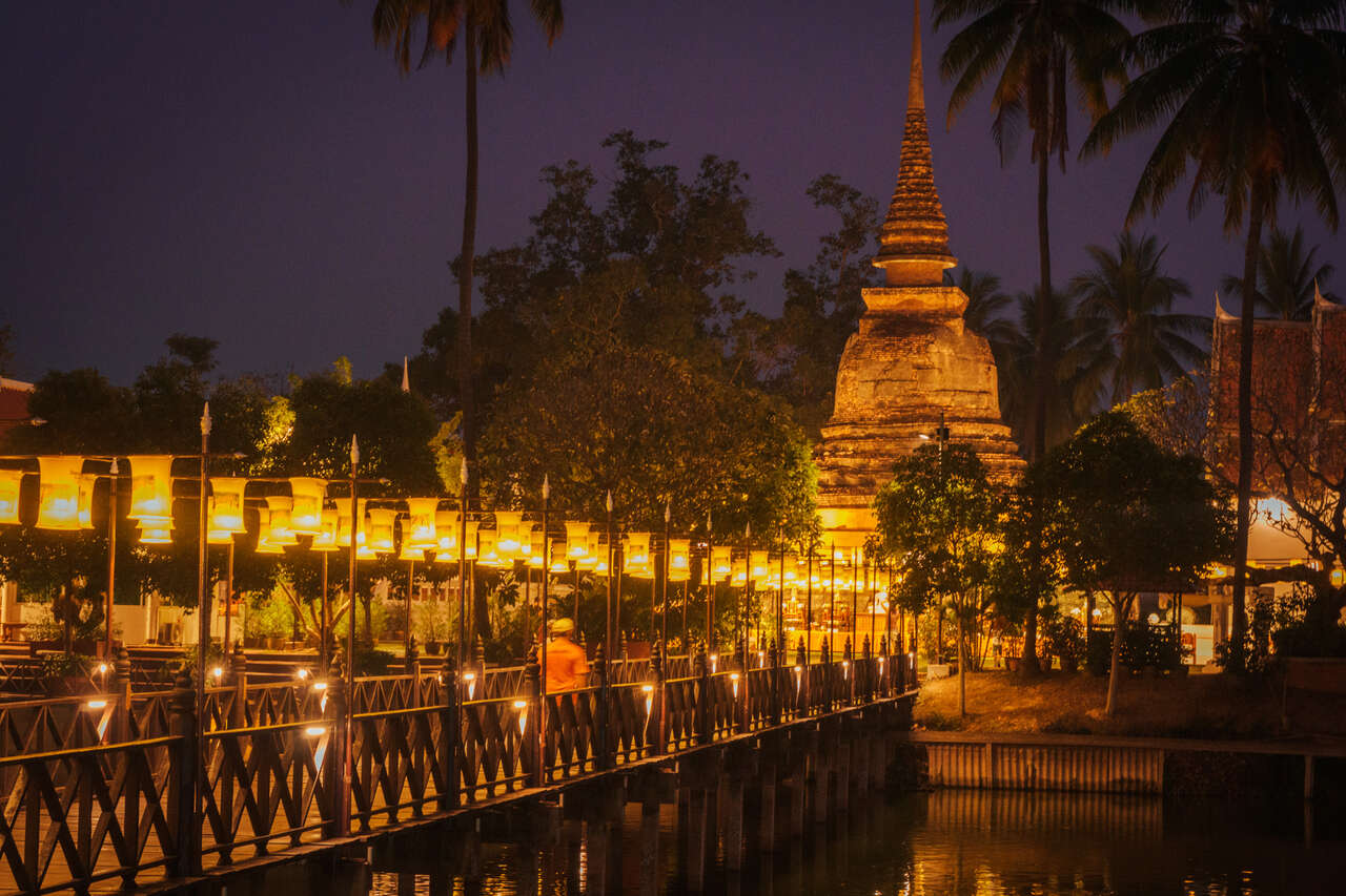 Capture the authentic charm of Sukhothai’s lush scene